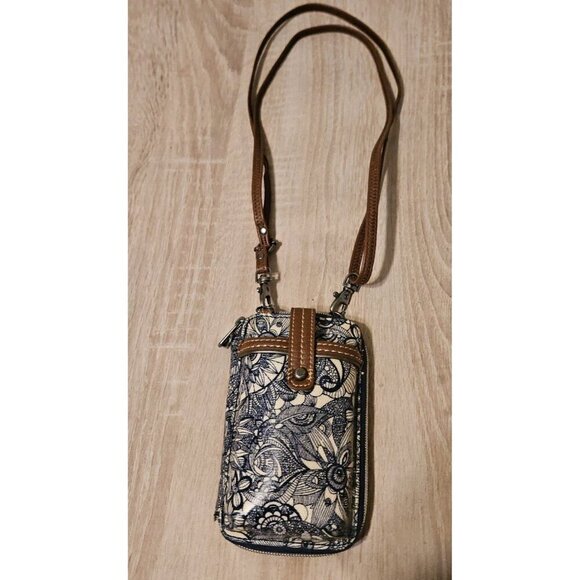 Sakroots Smartphone Wristlet Crossbody Wallet Blue  Zip Around * No Wrist Strap - Picture 2 of 8